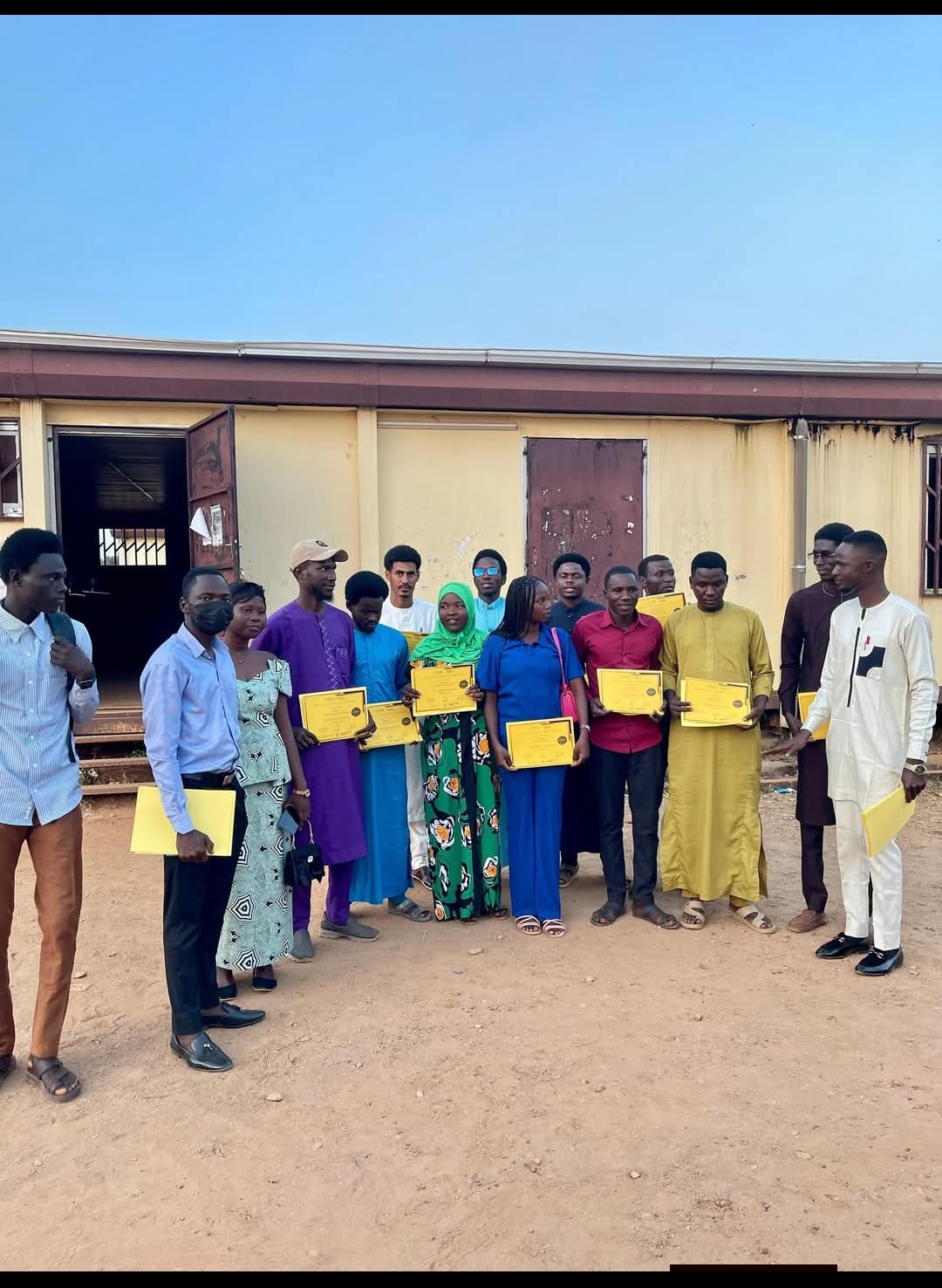 Presentation of training certificates by the national coordinator of the NGO Chad Connect in Cameroon